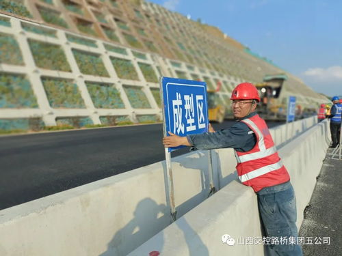 中秋國(guó)慶丨在向往的遠(yuǎn)方用堅(jiān)守慶 團(tuán)圓