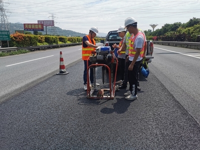 就地?zé)嵩偕夹g(shù)在廈漳高速公路路面提升工程中的應(yīng)用探索